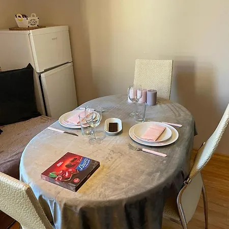Victoria Place Apartment